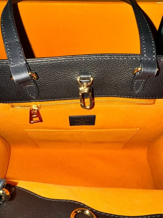 Louis Vuitton Black Embossed Monogram OnTheGo MM Tote-Like New - Picture 7 of 15